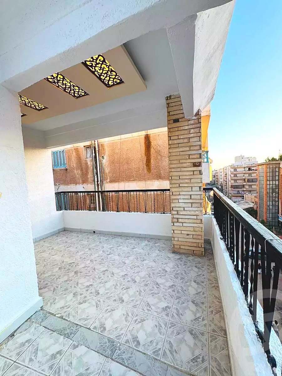 https://aqarmap.com.eg/ar/listing/7174562-for-sale-alexandria-al-agamy-shataa-el-nakheel