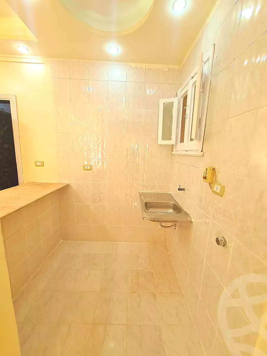 https://aqarmap.com.eg/ar/listing/7174608-for-sale-alexandria-al-agamy-shataa-el-nakheel