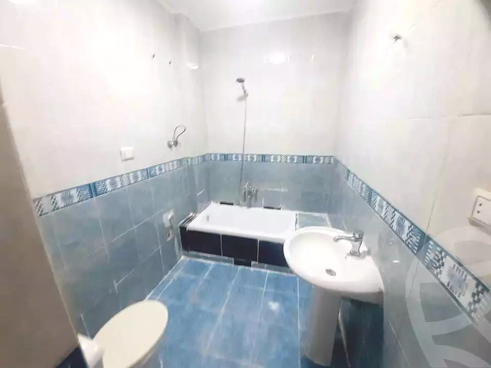 https://aqarmap.com.eg/ar/listing/7174684-for-sale-alexandria-al-agamy-shataa-el-nakheel