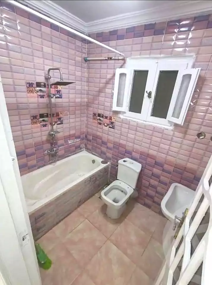 https://aqarmap.com.eg/en/listing/7174894-for-sale-alexandria-al-agamy-el-hanouvel-gabir-hafez-st