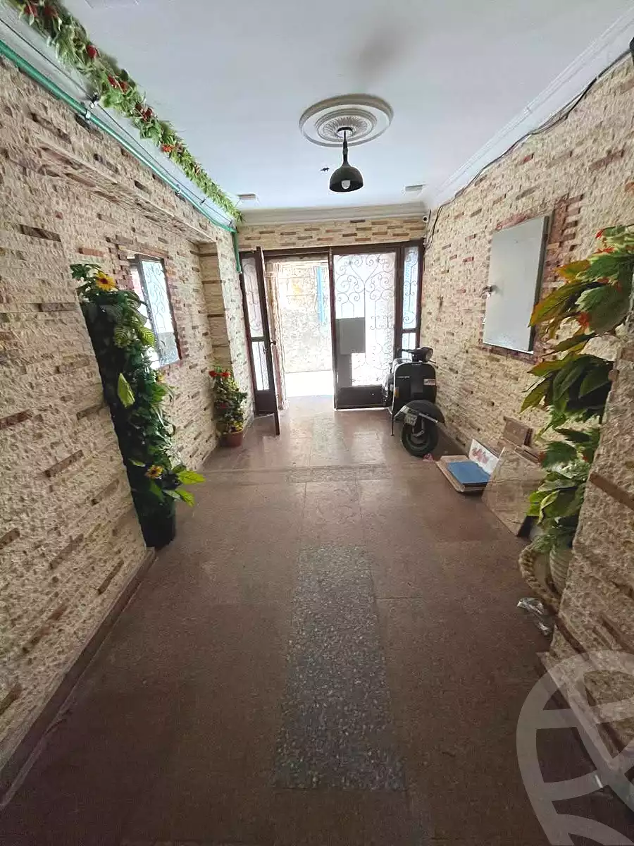 https://aqarmap.com.eg/en/listing/7175104-for-sale-alexandria-bahray-el-anfoshy-sidi-abou-warda-st