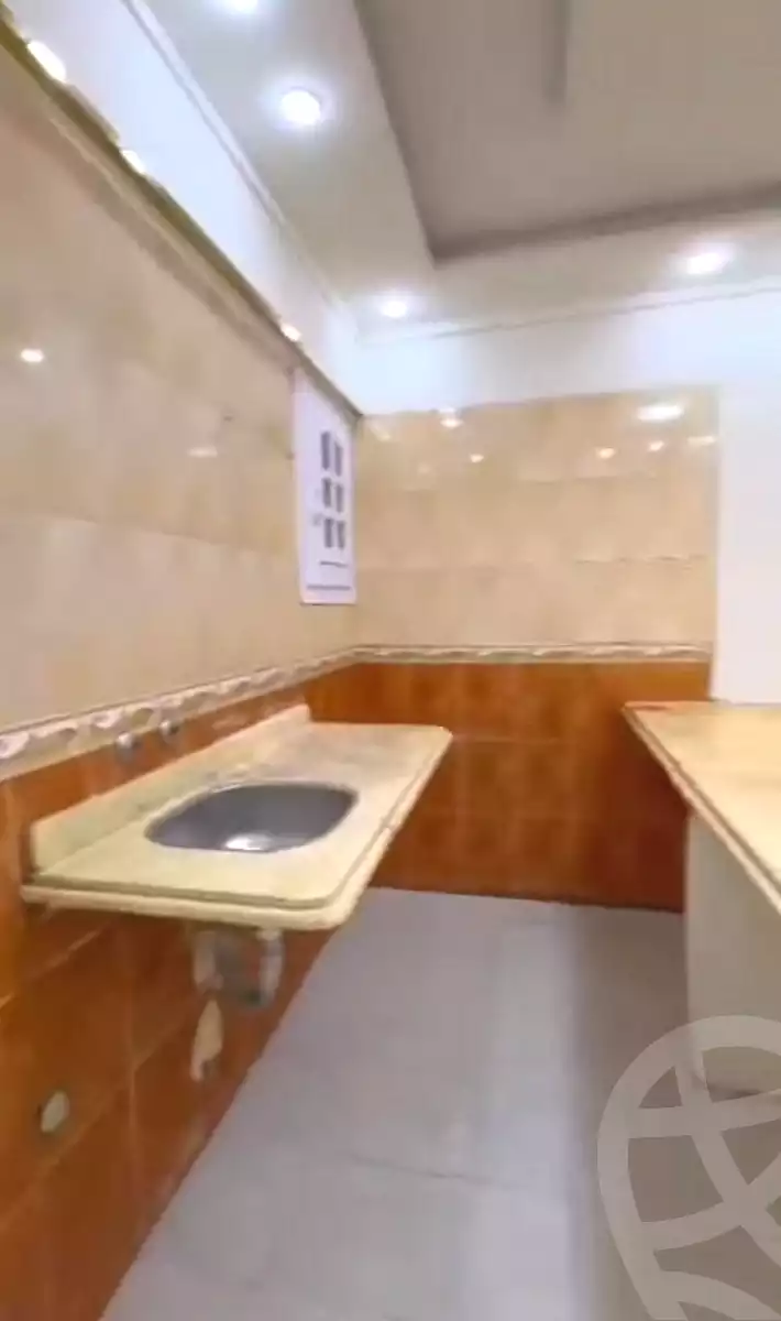 https://aqarmap.com.eg/ar/listing/7175306-for-sale-alexandria-al-agamy-shataa-el-nakheel