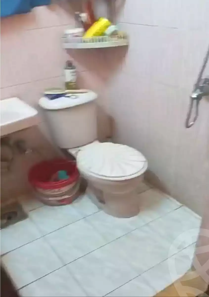 https://aqarmap.com.eg/en/listing/7175319-for-sale-cairo-helwan-el-shareaa-el-sharby-st