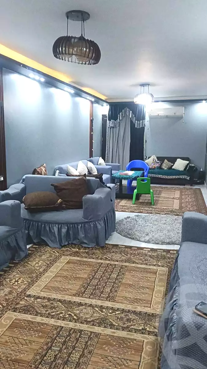 https://aqarmap.com.eg/en/listing/7175369-for-sale-cairo-helwan-ahmed-enci-st