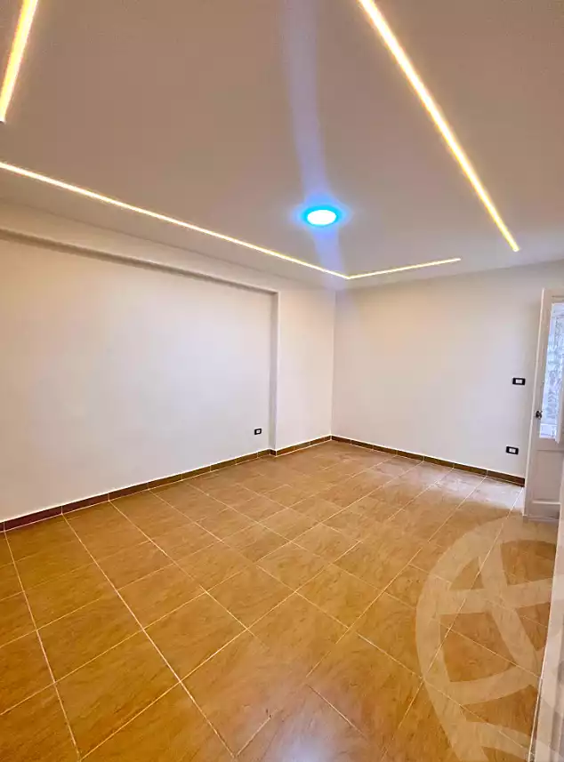 https://aqarmap.com.eg/ar/listing/7175517-for-sale-alexandria-miami-45-street