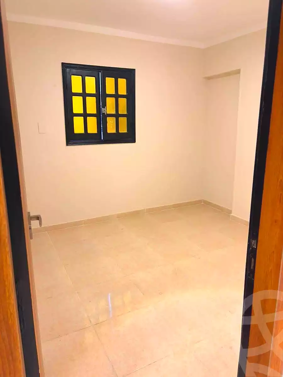 https://aqarmap.com.eg/ar/listing/7175637-for-sale-cairo-helwan-helwan-el-sharkeya-mostafa-safwat-st