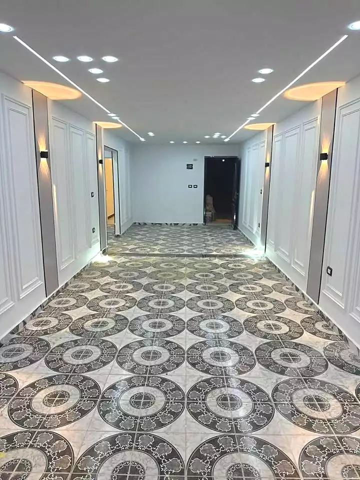 https://aqarmap.com.eg/ar/listing/7175716-for-sale-alexandria-al-agamy-el-hanouvel-radwan-st
