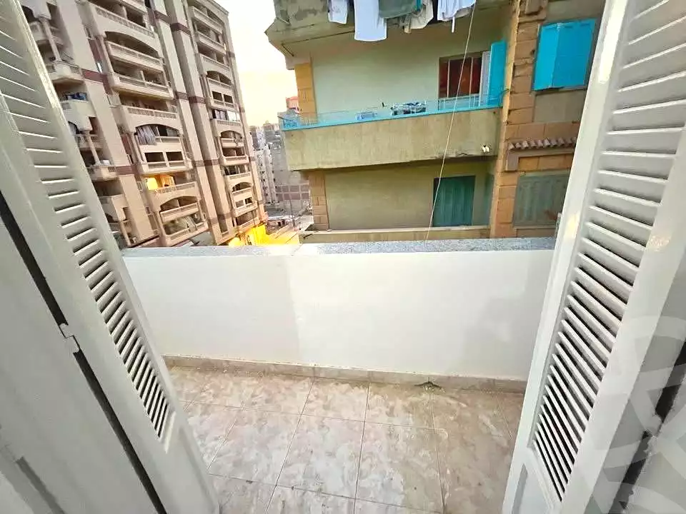 https://aqarmap.com.eg/ar/listing/7176134-for-sale-alexandria-al-agamy-bw-ywsf