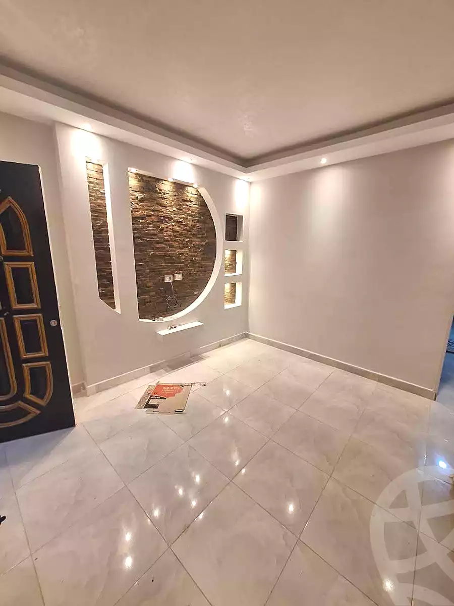 https://aqarmap.com.eg/ar/listing/7176175-for-rent-cairo-helwan-hadayek-helwan-nile-corniche-st