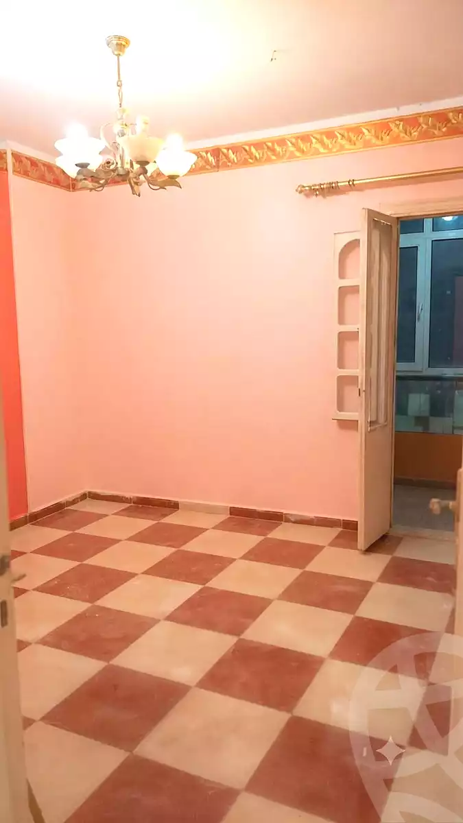 https://aqarmap.com.eg/ar/listing/7176173-for-sale-cairo-faisal-kafr-tohormos-ahmed-nour-el-din-st