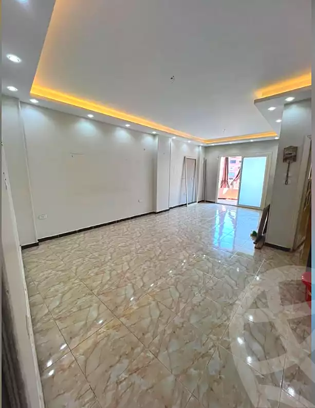 https://aqarmap.com.eg/ar/listing/7176210-for-sale-cairo-helwan-hadayek-helwan-el-khashab-canal
