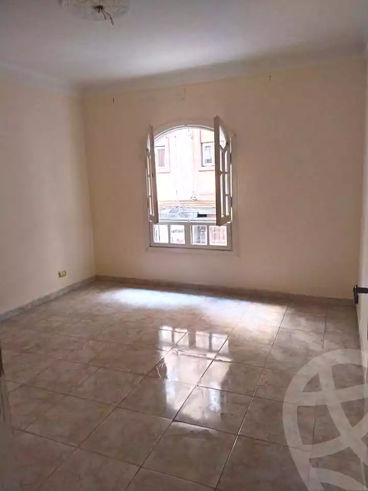 https://aqarmap.com.eg/en/listing/7176257-for-rent-alexandria-sydy-bshr-sydy-bshr-bhry-shr-mhmwd-l-yswy