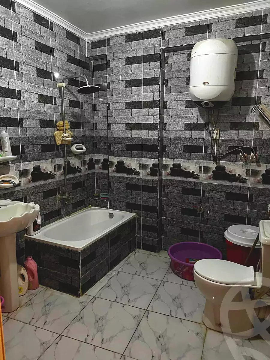 https://aqarmap.com.eg/ar/listing/7176333-for-sale-cairo-faisal-el-tawabeq-el-shaheed-ahmed-hamdy-st