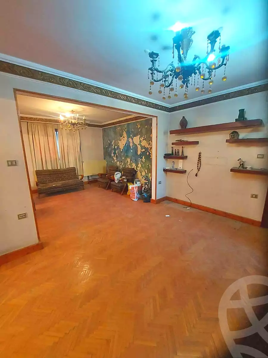 https://aqarmap.com.eg/ar/listing/7176341-for-sale-cairo-helwan-helwan-el-sharkeya-borhan-st