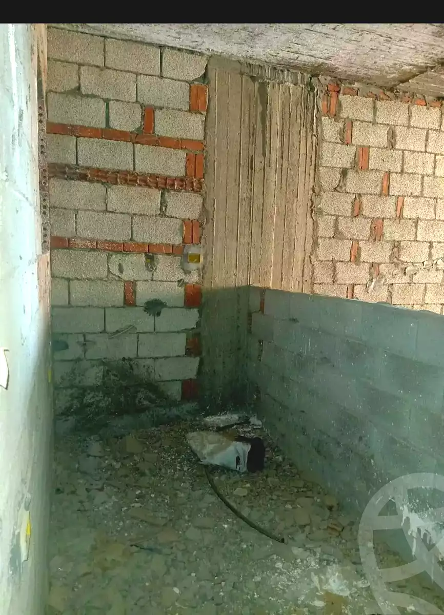 https://aqarmap.com.eg/ar/listing/7176439-for-sale-alexandria-al-agamy-lbytsh-shahr-al-assal-st
