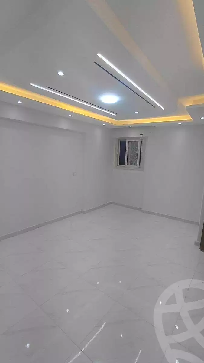 https://aqarmap.com.eg/ar/listing/7176483-for-sale-alexandria-miami