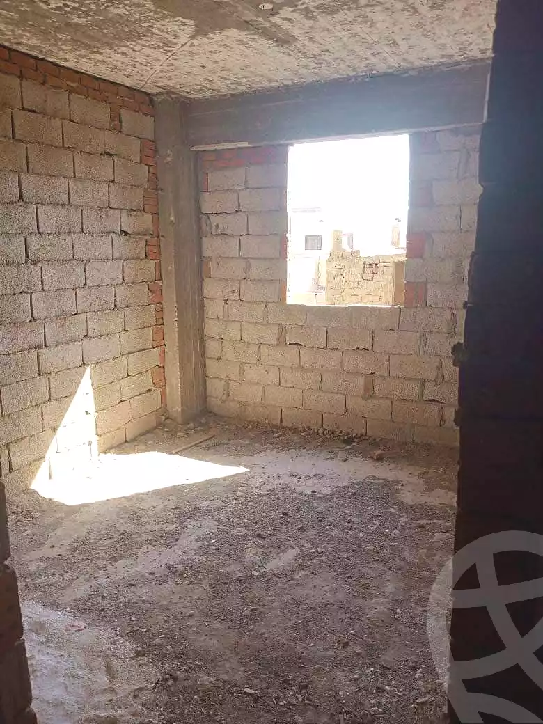 https://aqarmap.com.eg/ar/listing/7176564-for-sale-alexandria-al-agamy-bw-ywsf-hosni-mubarak-st