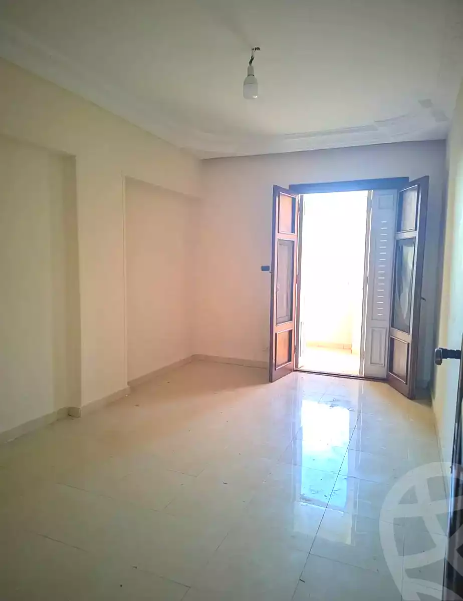 https://aqarmap.com.eg/en/listing/7176869-for-sale-alexandria-al-agamy-el-hanouvel-al-haded-we-al-soulb-st