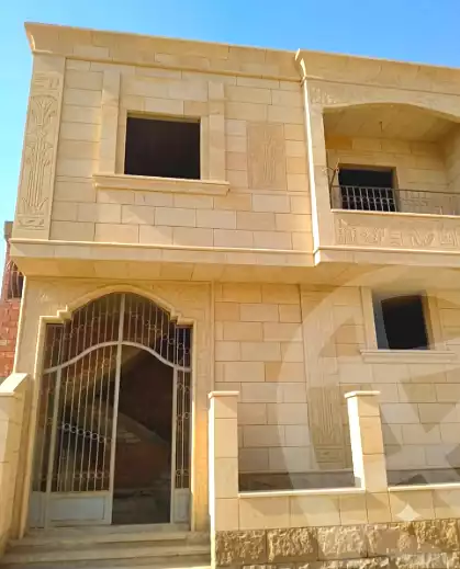 https://aqarmap.com.eg/ar/listing/7177271-for-sale-sharqia-10th-of-ramadan-al-hay-al-khames-wa-eshroon