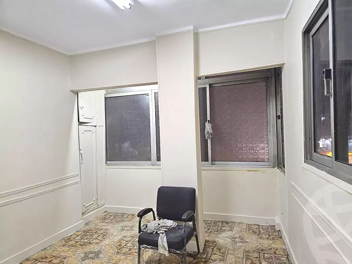 https://aqarmap.com.eg/en/listing/7177478-for-rent-cairo-ain-shams-ahmed-esmat-st