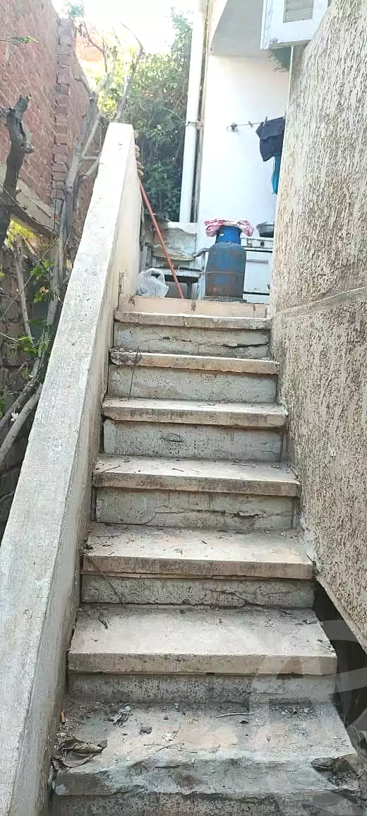https://aqarmap.com.eg/ar/listing/7177620-for-sale-alexandria-al-agamy-lbytsh-el-hanafeya-st