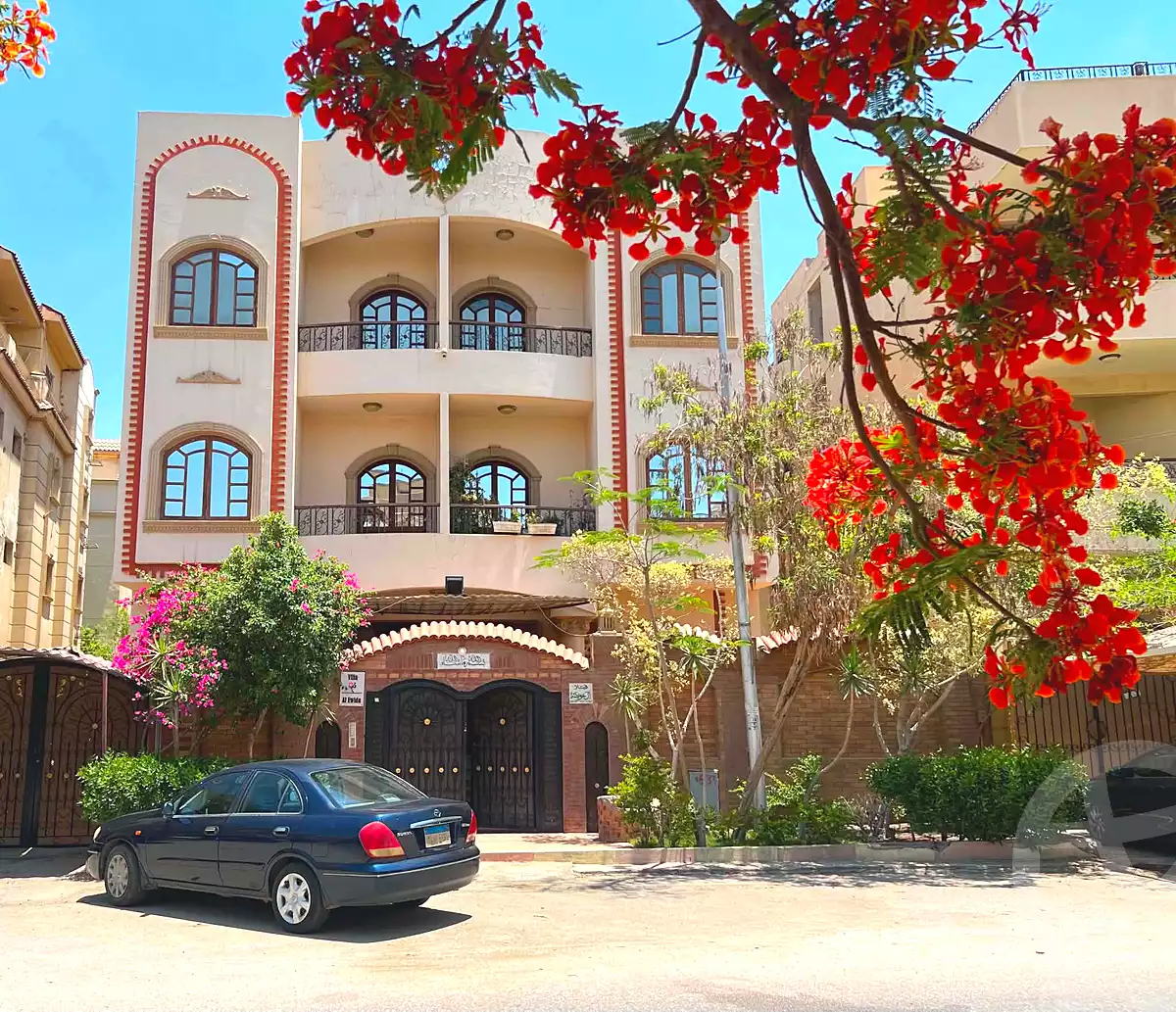 https://aqarmap.com.eg/ar/listing/7170336-for-rent-cairo-new-cairo-el-ahyaa-first-neighborhood-street-1