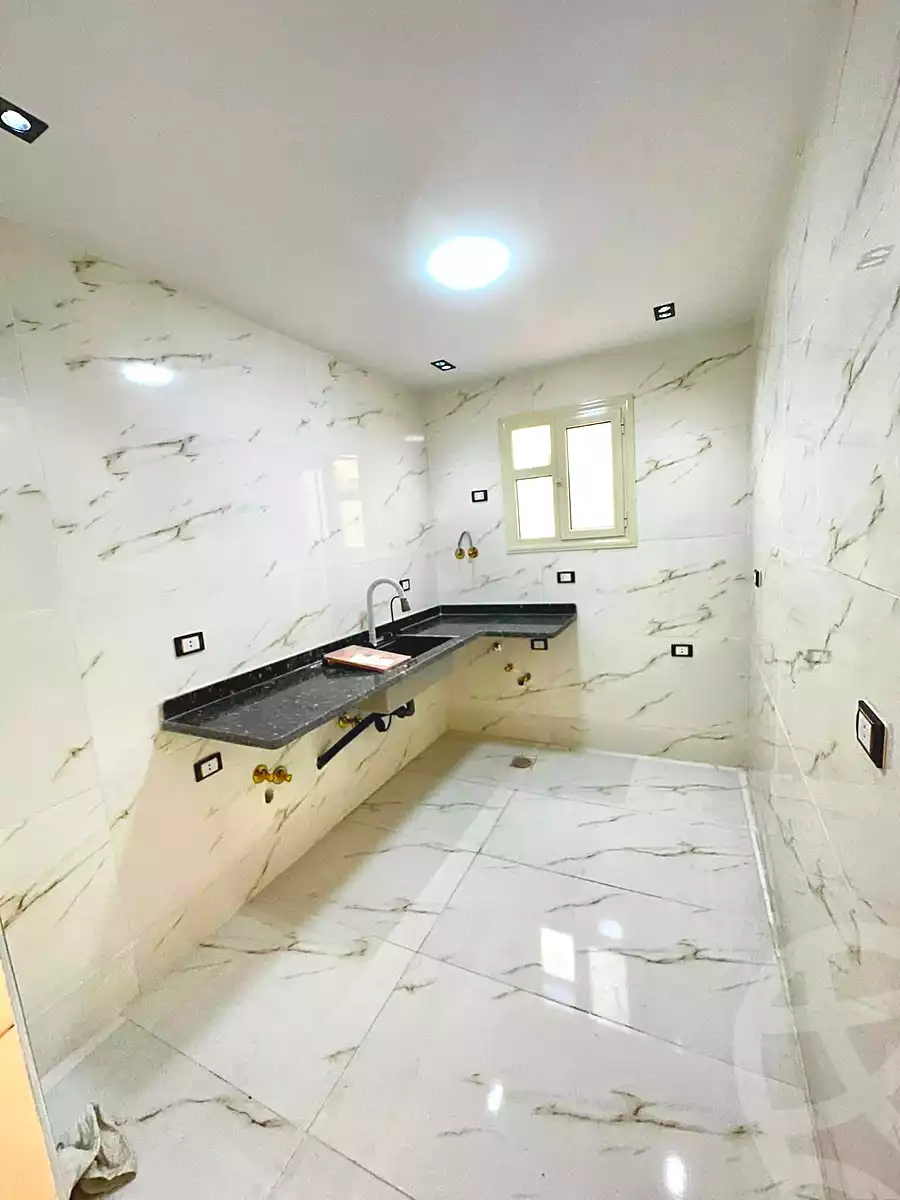 https://aqarmap.com.eg/ar/listing/7174587-for-sale-alexandria-al-agamy-lbytsh-shahr-al-assal-st