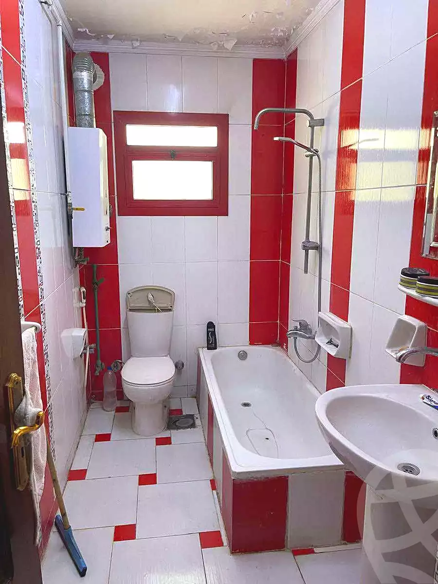 https://aqarmap.com.eg/ar/listing/7178270-for-sale-cairo-helwan-el-ezba-el-qebliah-ragheb-st