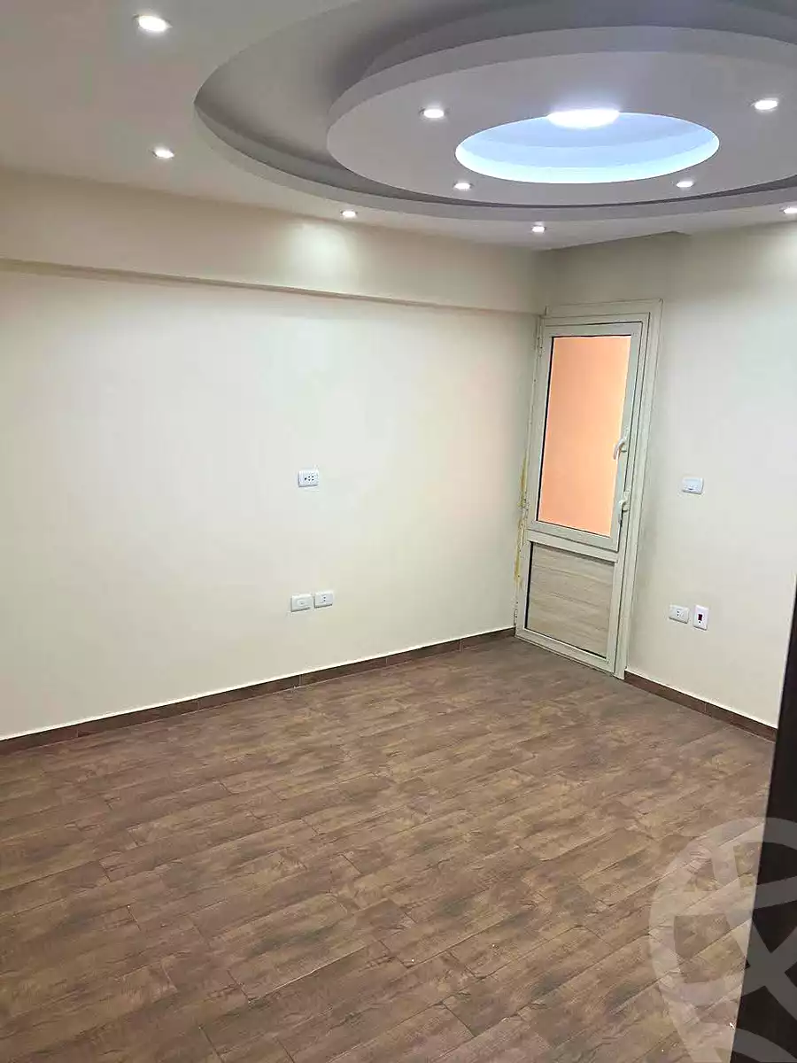 https://aqarmap.com.eg/ar/listing/7178362-for-rent-cairo-helwan-mostafa-fahmy-st