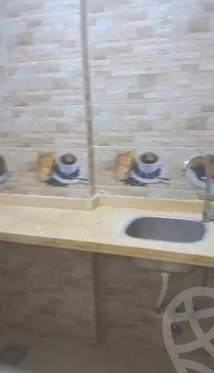 https://aqarmap.com.eg/ar/listing/7178378-for-sale-alexandria-el-asafra-shr-45