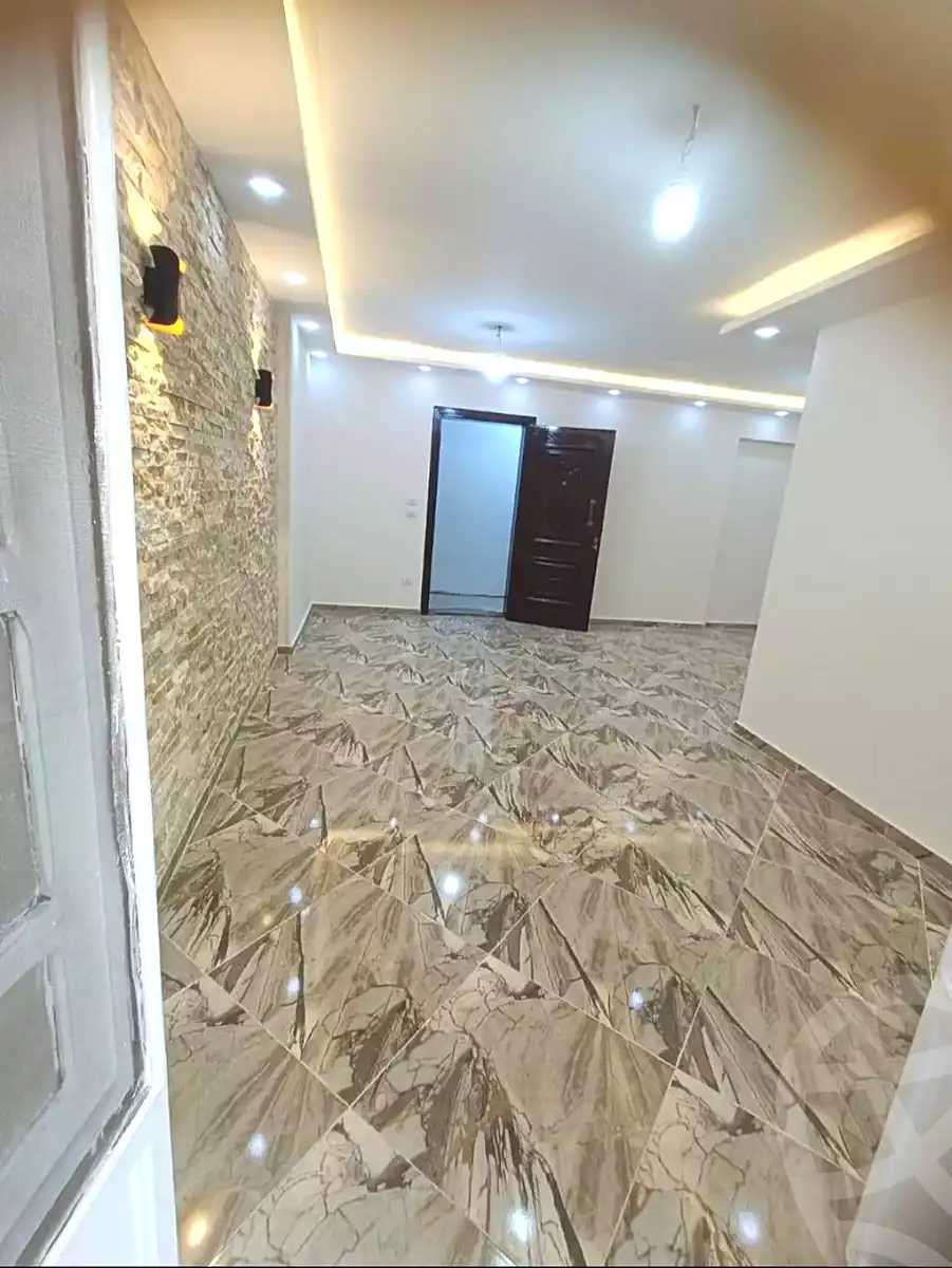 https://aqarmap.com.eg/en/listing/7178409-for-sale-alexandria-sydy-bshr-sydy-bshr-bhry-street-17