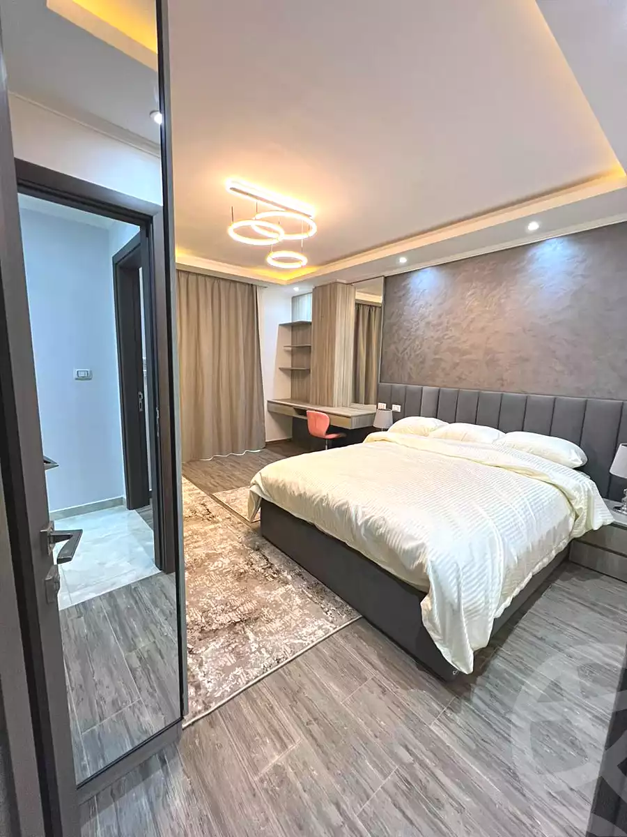 https://aqarmap.com.eg/en/listing/7178423-for-sale-cairo-new-cairo-compounds-mwrd-fq-llttwyr