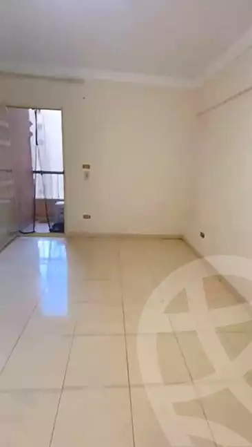 https://aqarmap.com.eg/en/listing/7178608-for-rent-alexandria-moharram-bey