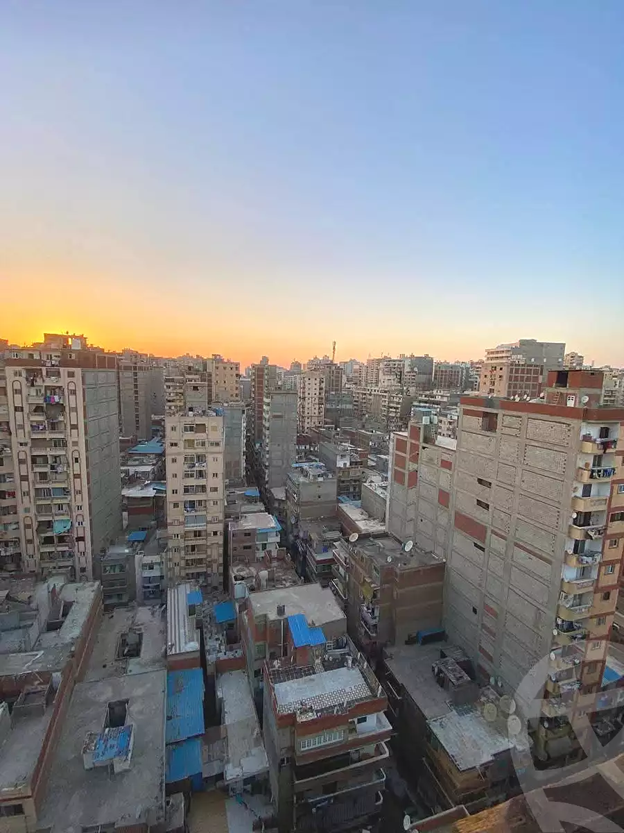 https://aqarmap.com.eg/ar/listing/7178817-for-sale-alexandria-sydy-bshr-sydy-bshr-bhry-khalil-hamada-st