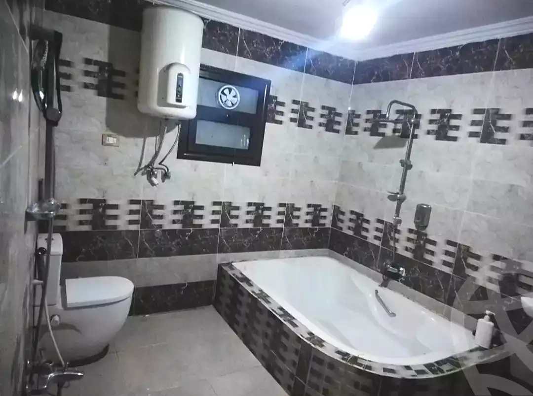 https://aqarmap.com.eg/ar/listing/7178857-for-sale-alexandria-sydy-bshr-sydy-bshr-bhry-shr-mhmd-njyb