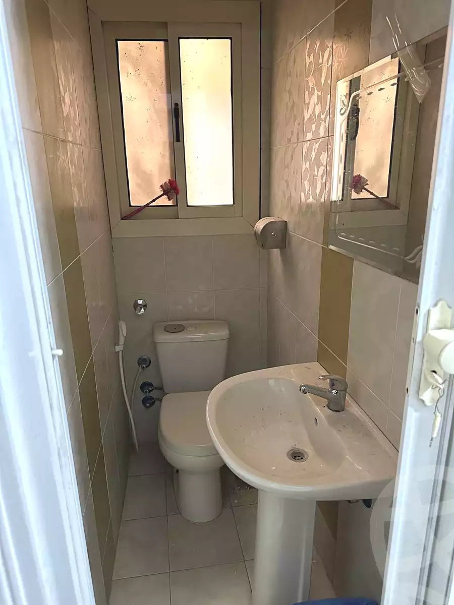 https://aqarmap.com.eg/ar/listing/7179048-for-rent-gharbia-tanta-tanta-city-saeed-st