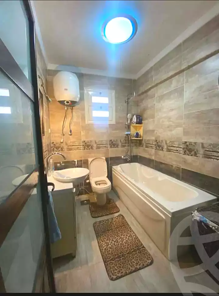 https://aqarmap.com.eg/ar/listing/7179080-for-sale-alexandria-miami-shr-jml-bd-lnsr