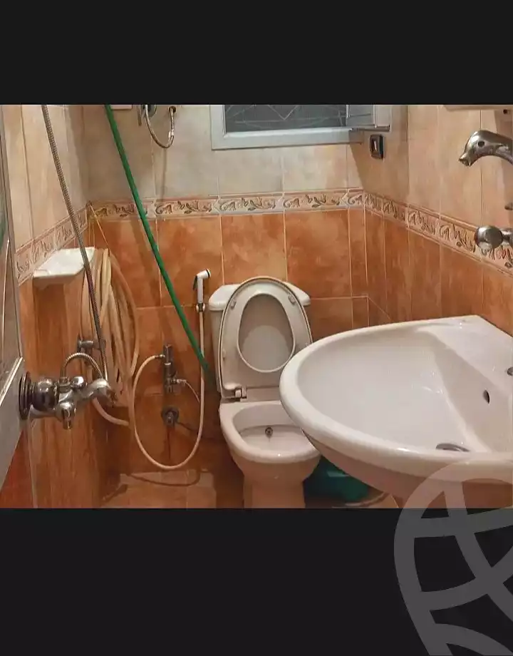https://aqarmap.com.eg/ar/listing/7179146-for-sale-alexandria-el-asafra-l-sfr-bhry