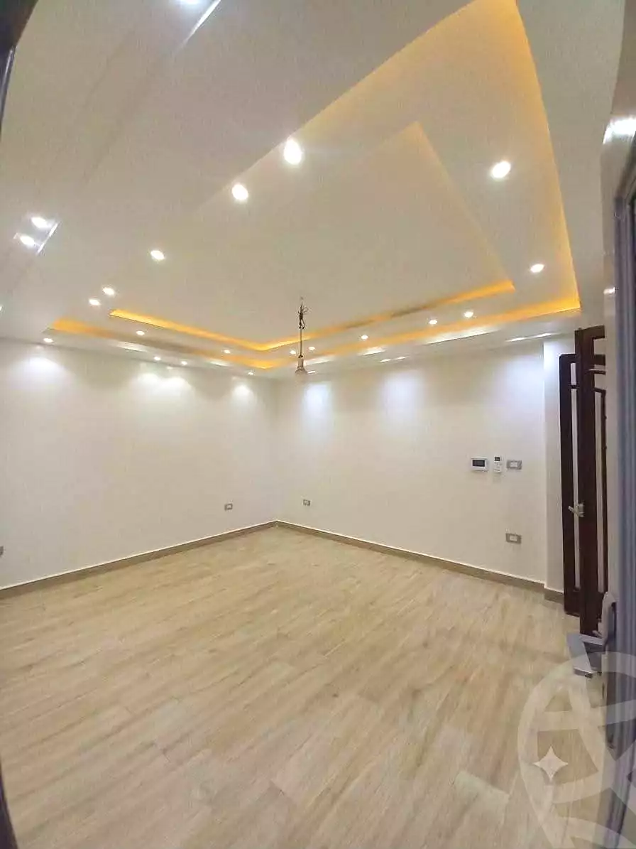 https://aqarmap.com.eg/ar/listing/7179211-for-sale-alexandria-al-agamy-lbytsh-mohamed-el-fardi-st