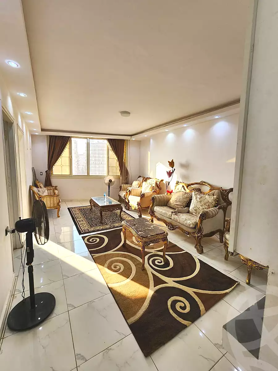 https://aqarmap.com.eg/ar/listing/7177454-for-rent-cairo-ain-shams-yn-shms-lgrby