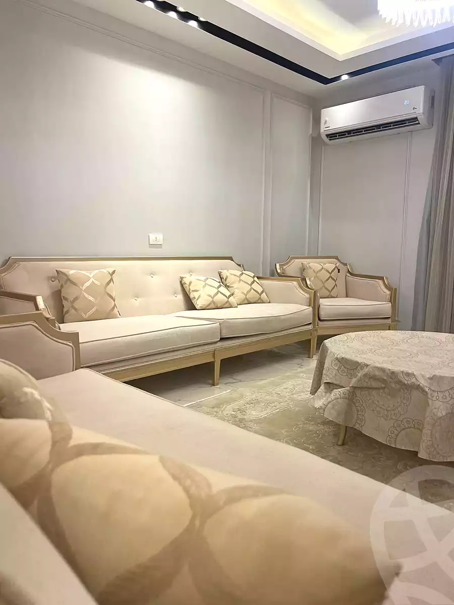 https://aqarmap.com.eg/ar/listing/7179392-for-rent-cairo-el-sheikh-zayed-city-compounds-beverly-hills