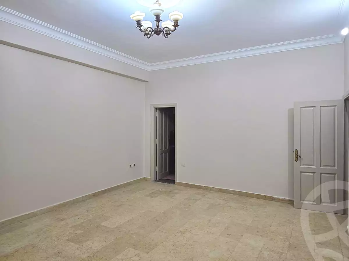 https://aqarmap.com.eg/ar/listing/7179393-for-sale-cairo-new-cairo-el-ahyaa-third-neighborhood-street-1
