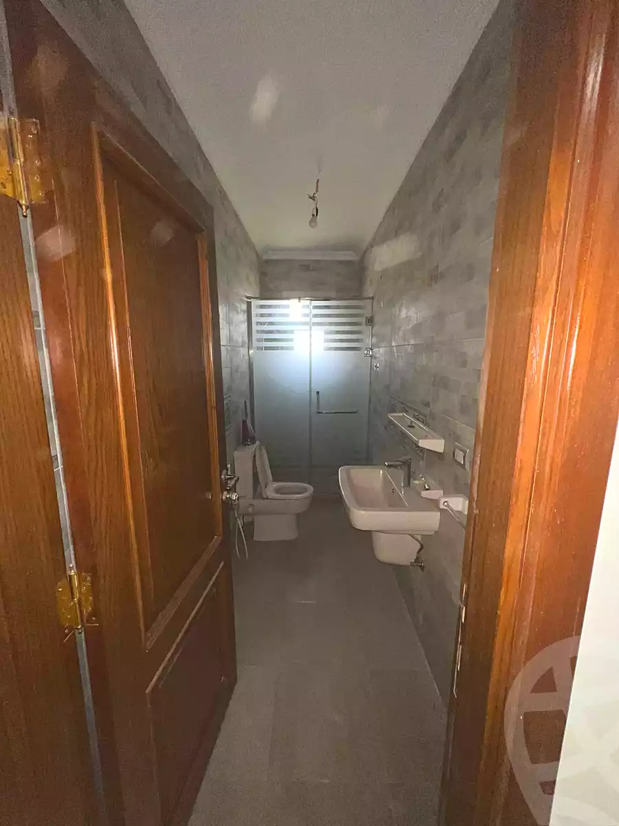 https://aqarmap.com.eg/en/listing/7179460-for-rent-cairo-new-cairo-sharq-el-akadamiya-al-tahrir-st