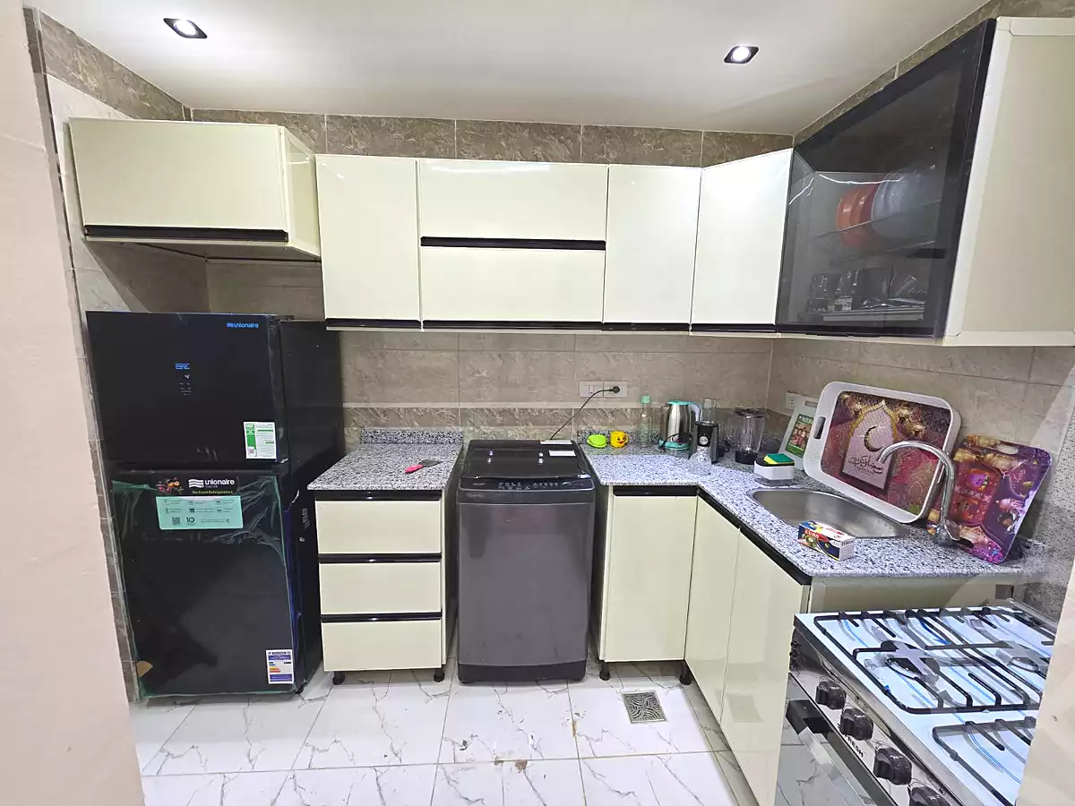 https://aqarmap.com.eg/ar/listing/7179472-for-rent-cairo-6th-of-october-el-ahyaa-neighborhood-1st