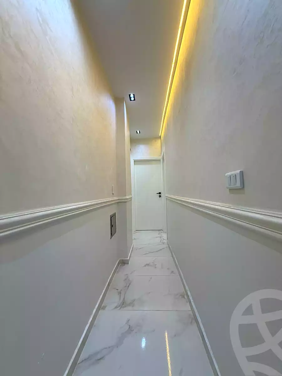 https://aqarmap.com.eg/ar/listing/7179523-for-sale-cairo-6th-of-october-el-ahyaa-neighborhood-3rd-al-hay-al-thalith-st