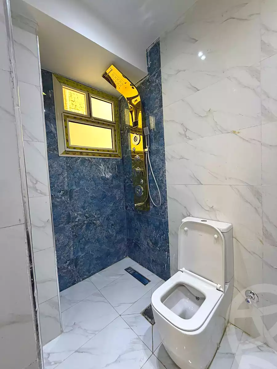 https://aqarmap.com.eg/ar/listing/7179523-for-sale-cairo-6th-of-october-el-ahyaa-neighborhood-3rd-al-hay-al-thalith-st