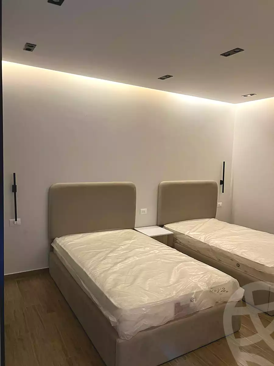https://aqarmap.com.eg/ar/listing/7179659-for-rent-cairo-new-cairo-compounds-hyde-park-centre-ville-hyde-park