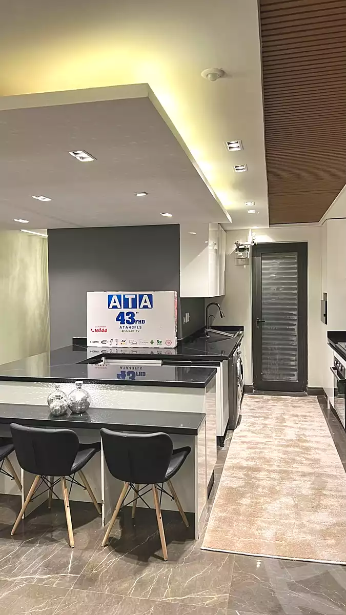 https://aqarmap.com.eg/ar/listing/7179665-for-rent-cairo-new-cairo-compounds-lakeview-residence