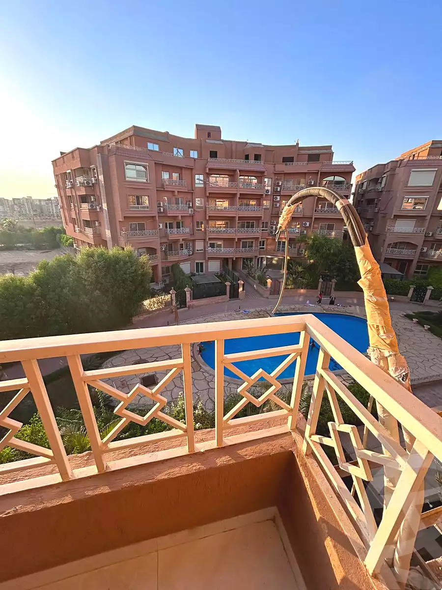 https://aqarmap.com.eg/ar/listing/7179810-for-sale-cairo-6th-of-october-compounds-murooj