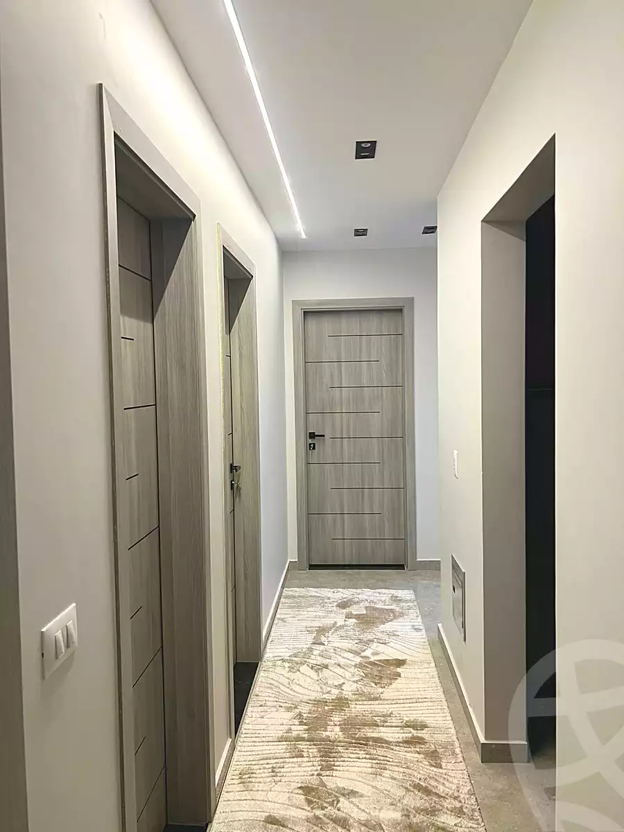 https://aqarmap.com.eg/ar/listing/7179994-for-rent-cairo-new-cairo-compounds-hyde-park